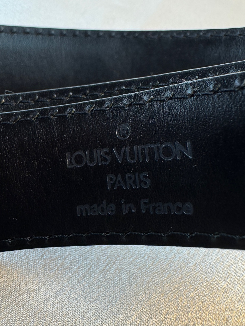 Louis Vuitton Black EPI Leather Belt w/ Gold Buckle (Signature Hardware) 85/34 - Picture 8 of 16